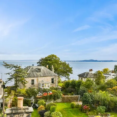 Seaside Luxury Escape Apartment Aberdour Exterior photo