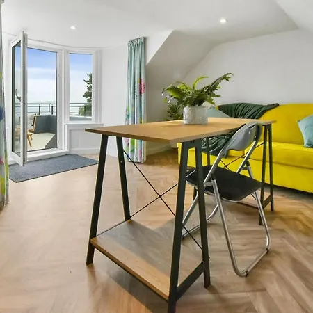 Seaside Luxury Escape Apartment Aberdour Exterior photo